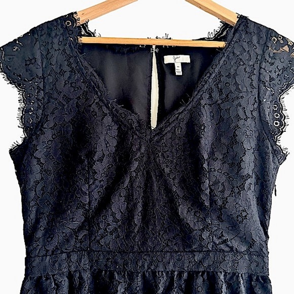 Joie Lebanon Black V-Neck Eyelash Sleeveless Womens Cocktail Lace Dress Size M - Picture 10 of 15